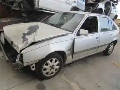 Veículo de Sucata opel kadett 1.8 g do ano 1990 alimentado g-18se