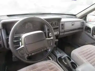 Sloopvoertuig jeep grand cherokee 4.0 g /s00 automatico van het jaar 1994 aangedreven g/s00