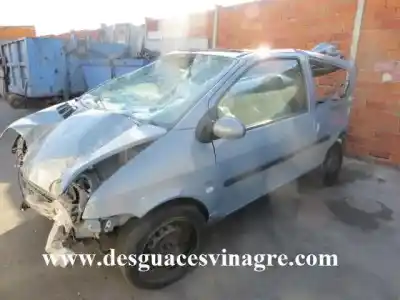 Здавання транспортного засобу RENAULT TWINGO II (CN0_) 1.2 16V (CN04. CN0A. CN0B) року 2002 потужний D4F A 702