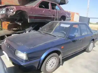 Véhicule à la ferraille nissan bluebird 1.8 g -ca1.8 turbo 4p de l'année 1990 alimenté 