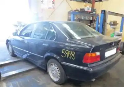 Veículo de Sucata bmw 318 1.8 g /18-4e-1 4p do ano 1993 alimentado g/18-4 e-1