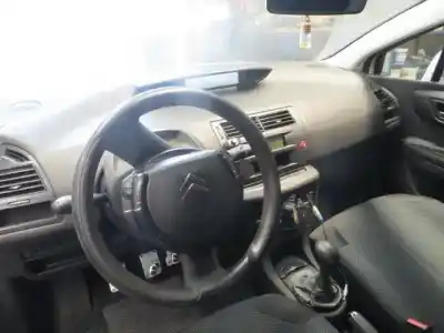 Veículo de Sucata citroen c4 1.6 td hdi-9hx5p do ano 2004 alimentado d-9hx