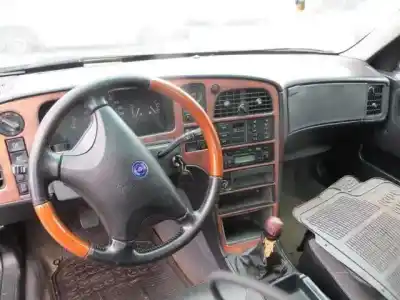 Verschrottungsfahrzeug saab 9000 fastback 2.3 -16 cse eco power des jahres 1997 angetrieben b234e