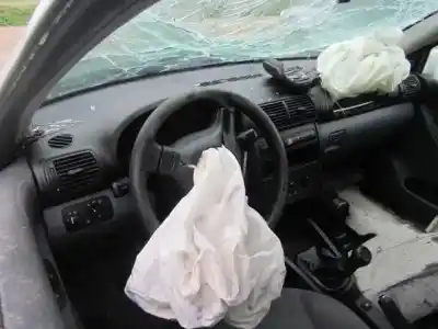 Veículo de Sucata seat leon (1m1) 1.9 tdi do ano 2002 alimentado agr,alh