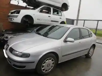 Scrapping Vehicle SEAT LEON (1M1) 1.9 TDI of the year 2001 powered D-ALH
