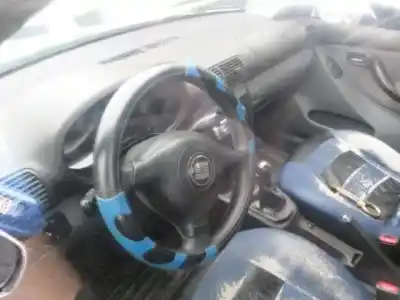 Veículo de Sucata seat leon (1m1) 1.9 tdi do ano 2001 alimentado d-alh