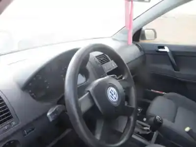 Sloopvoertuig volkswagen polo (9n_, 9a_) 1.2 12v van het jaar 2002 aangedreven azq,bme