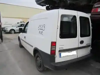 Veículo de Sucata opel combo 1.7 d-y17dtl do ano 2002 alimentado d-y17dtl