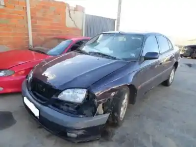 Vehicul casat TOYOTA AVENSIS 2.0 TD -1CD-FTV al anului 2000 alimentat D 1CD-ETV