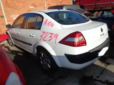 Hurda Aracı RENAULT MEGANE II (BM0/1_, CM0/1_) 1.9 dCI Yılın 2004 güçlü D/F9Q B8