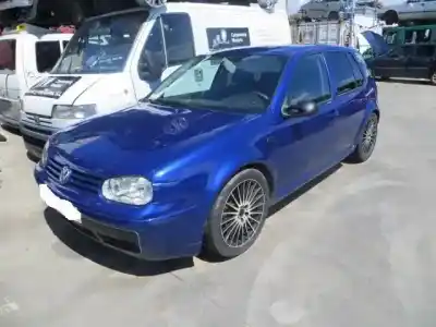 Verschrottungsfahrzeug VOLKSWAGEN GOLF IV (1J1) 1.6 16V des Jahres 2001 angetrieben ATN,AUS,AZD,BCB