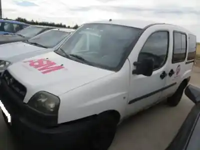 Veículo de Sucata FIAT DOBLO 1.9 TD do ano 2003 alimentado D-182B9000