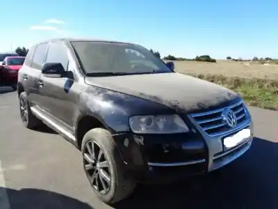 Vehículo de desguace VOLKSWAGEN TOUAREG (7L6) 2.5 TDI DPF del año 2005 con motor D-BAC