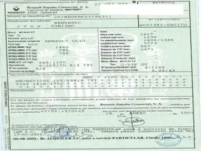 Sloopvoertuig renault clio 1.1 g van het jaar 2001 aangedreven g/d7f g7