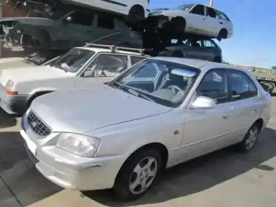 Veículo de Sucata HYUNDAI ACCENT II (LC) 1.5 do ano 2003 alimentado G4EC-G