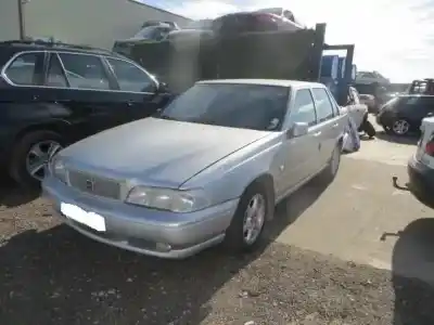Здавання транспортного засобу VOLVO S70 (874) 2.5 TDI року 1998 потужний D 5252 T