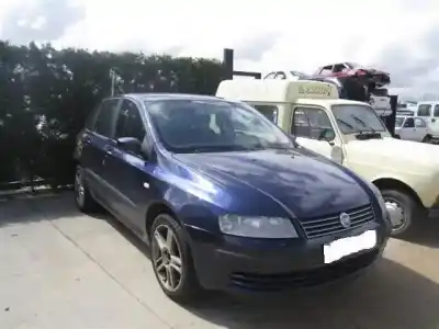 Scrapping Vehicle FIAT STILO (192_) 1.9 JTD (192_XE1A) of the year 2002 powered 192A1000