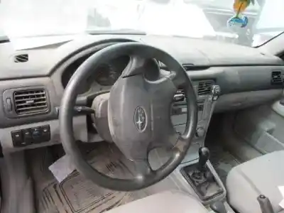 Veicolo di demolizione subaru forester (sg_) 2.0 awd (sg5) dell'anno 2002 alimentato ej201