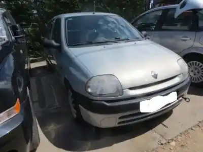 Scrapping Vehicle RENAULT CLIO 1.1 G of the year 2001 powered G/D7F G7