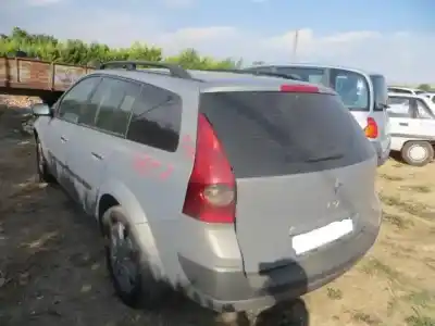 Veículo de Sucata renault megane ii (bm0/1_, cm0/1_) 1.9 dci do ano 2005 alimentado 