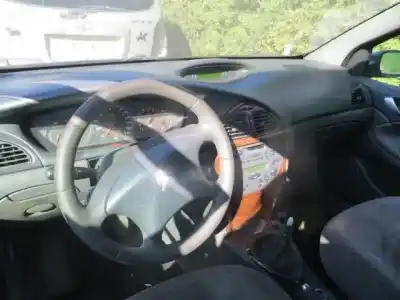 Veículo de Sucata citroen c5 i (dc_) 2.2 hdi (dc4hxb, dc4hxe) do ano 2002 alimentado 4hx (dw12ted4)