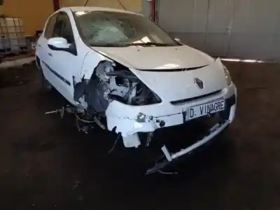Vehicul casat RENAULT                                            CLIO III (BR0/1, CR0/1)                                                                                                                                                                                                                                    1.2 16V (BR02, BR0J, BR11, CR02, CR0J, CR11)                                                                                                                                                                                                               al anului 2010 alimentat D4F 706,D4F 740,D4F 764