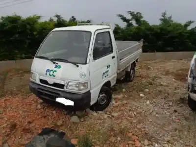 Здавання транспортного засобу PIAGGIO PORTER CAJA/CHASIS 1.4 D року 2003 потужний LDW14047P