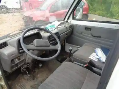 Veicolo di demolizione piaggio porter caja/chasis 1.4 d dell'anno 2003 alimentato ldw14047p