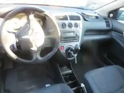 Здавання транспортного засобу honda civic vii hatchback (eu, ep, ev) 1.6 i (ep2, eu8, eu6) року 2003 потужний d16v1,d16w7
