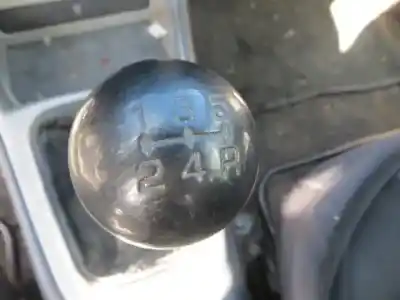 Veículo de Sucata nissan almera ii (n16) 2.2 di do ano 2001 alimentado yd22ddt