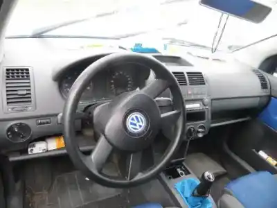 Veículo de Sucata volkswagen polo (9n_, 9a_) 1.4 16v do ano 2002 alimentado aua,bby,bky
