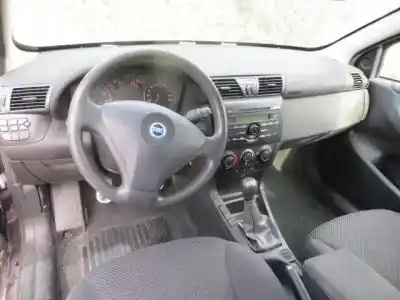 Scrapping Vehicle fiat stilo (192_) 1.6 16v (192_xb1a) of the year 2003 powered 182 b6.000