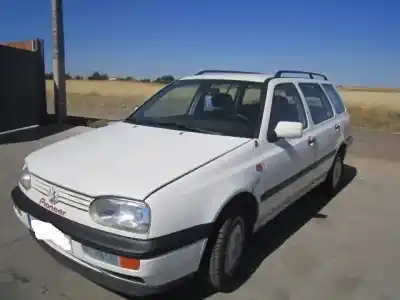 Vehicul casat VOLKSWAGEN GOLF III VARIANT (1H5) 1.9 TD al anului 1995 alimentat AAZ