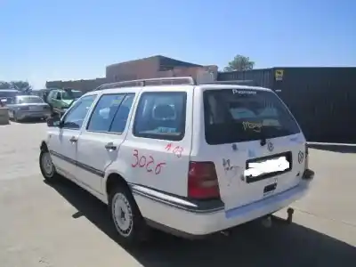 Veículo de Sucata volkswagen golf iii variant (1h5) 1.9 td do ano 1995 alimentado aaz