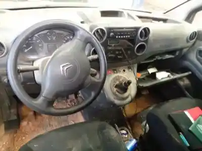 Scrapping Vehicle citroen berlingo multispace (b9) 1.6 hdi 75 16v of the year 2009 powered d-9ht