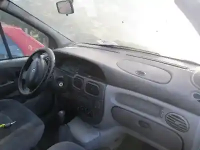 Здавання транспортного засобу renault                                            scénic i monospace (ja0/1_, fa0_)                                                                                                                                                                                                                          1.9 dci (ja05, ja1f) року 2002 потужний d/f9q k7
