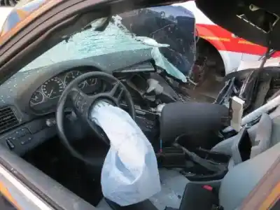 Scrapping Vehicle bmw 320 2.0 td of the year 2004 powered 20 4d-4d