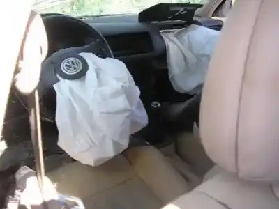 Veículo de Sucata volkswagen bora 1.9 tdi 6v (arl) do ano 2001 alimentado arl