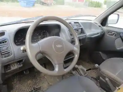 Véhicule à la ferraille ford maverick (uds, uns) 2.7 td de l'année 1994 alimenté td27