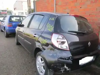 Veículo de Sucata renault clio v 1.5 blue dci d fap do ano 2006 alimentado d/k9k t7