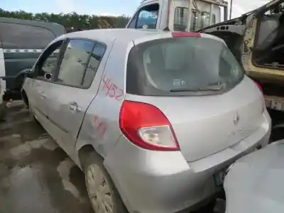 Veículo de Sucata renault clio v 1.5 blue dci d fap do ano 2011 alimentado d/k9k t7