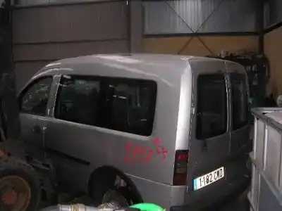 Veículo de Sucata opel combo tour 1.7 dti 16v do ano 2004 alimentado y17dt