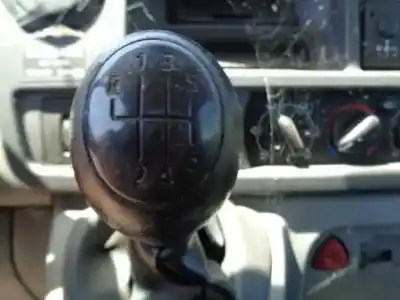 Veículo de Sucata renault mascott 3.0 diesel do ano 2005 alimentado d-zd3 a604