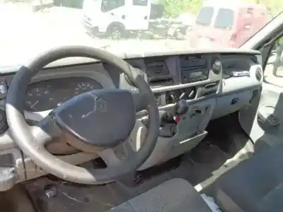 Veículo de Sucata renault mascott 3.0 diesel do ano 2005 alimentado d-zd3 a604