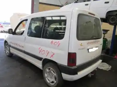 Veículo de Sucata peugeot partner 2.0 hdy -rhy do ano 2004 alimentado d-rhy
