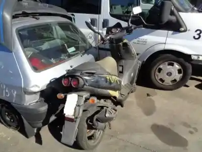 Verschrottungsfahrzeug aprilia rs 50 rs 50 / replica des jahres 2003 angetrieben 