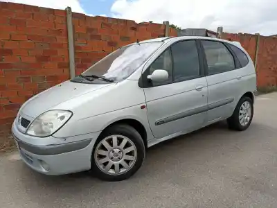 Scrapping Vehicle RENAULT SCENIC (JA..) 1.9 DCI Authentique of the year 2001 powered F9Q732
