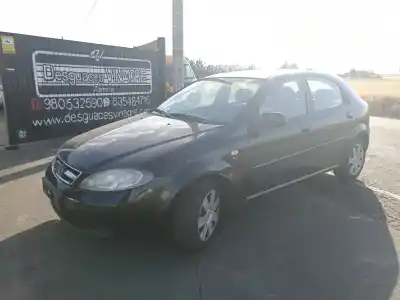 Veículo de Sucata DAEWOO LACETTI FASTBACK (KLAN) 1.6 do ano 2005 alimentado F16D3