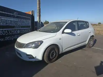 Scrapping Vehicle KIA CEE'D FASTBACK (ED) 1.6 CRDI 115 of the year 2011 powered D4FB