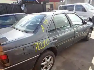Sloopvoertuig peugeot 405 1.9 d van het jaar 1993 aangedreven d/d9b